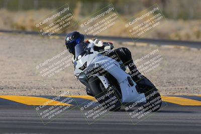 media/Dec-17-2022-SoCal Trackdays (Sat) [[224abd9271]]/Turn 7 Set 1 (1125am)/